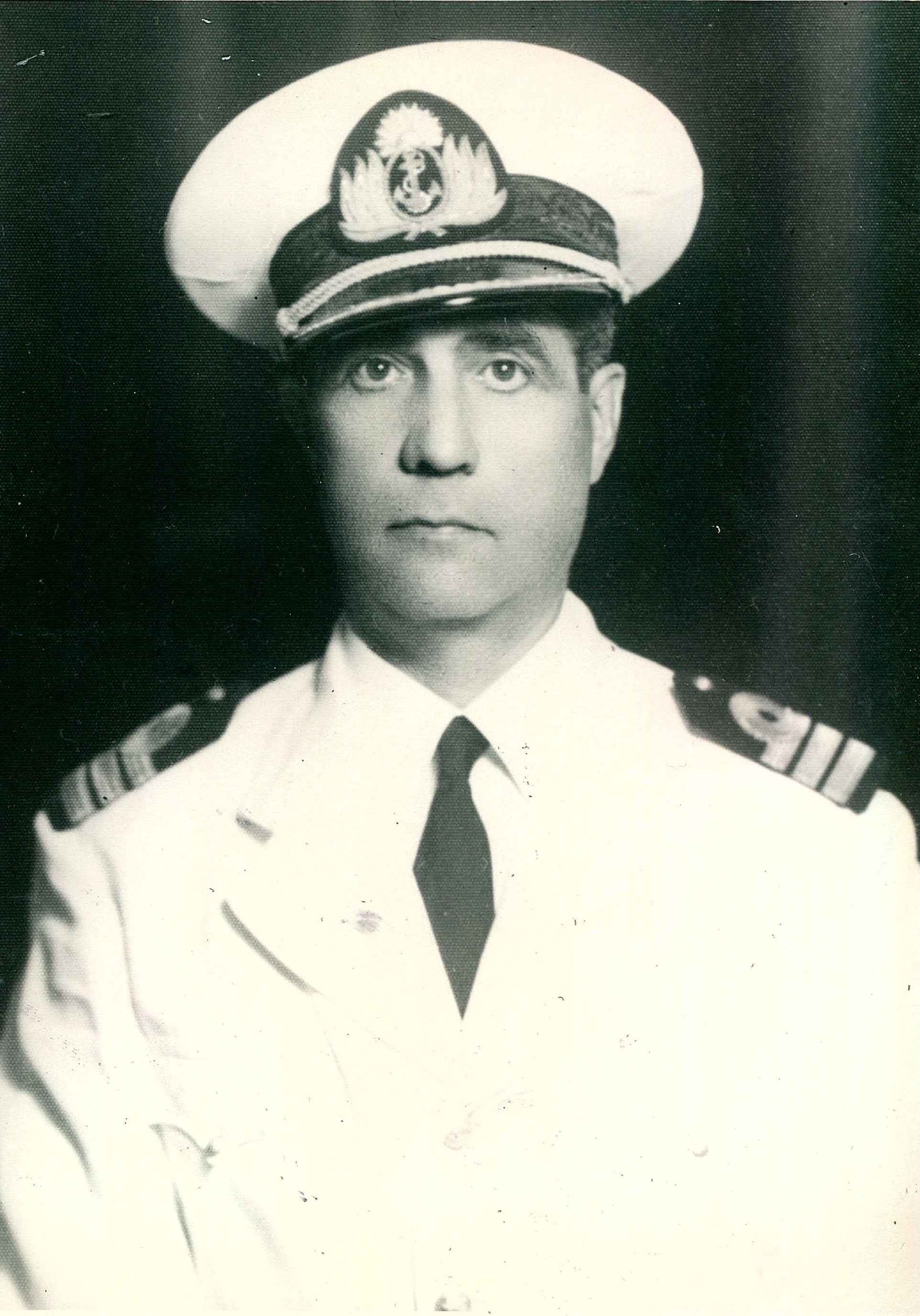 Capitán de Fragata Julio A. Quiroga Furque
