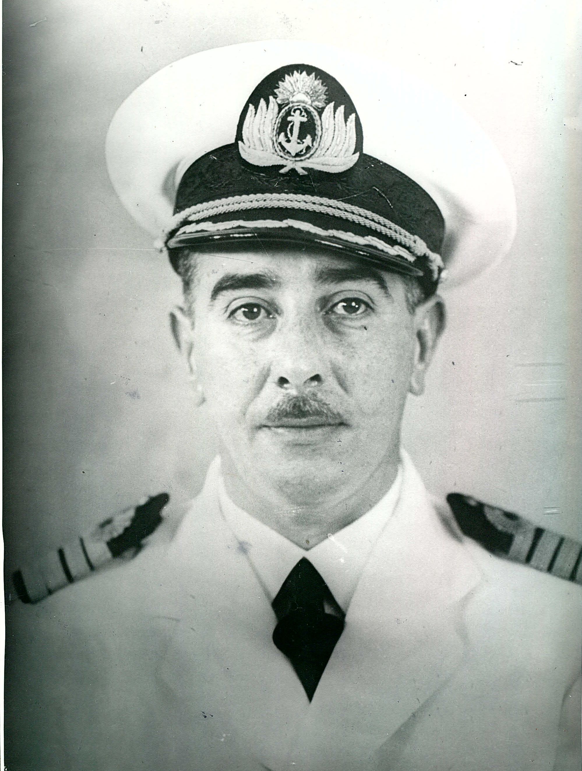 Capitán de Navío Rodolfo W. Mata
