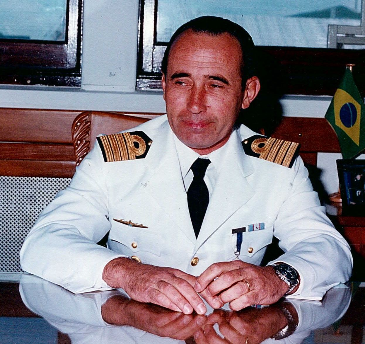 Capitán de Navío Oscar Cesar Fernandez Osuna